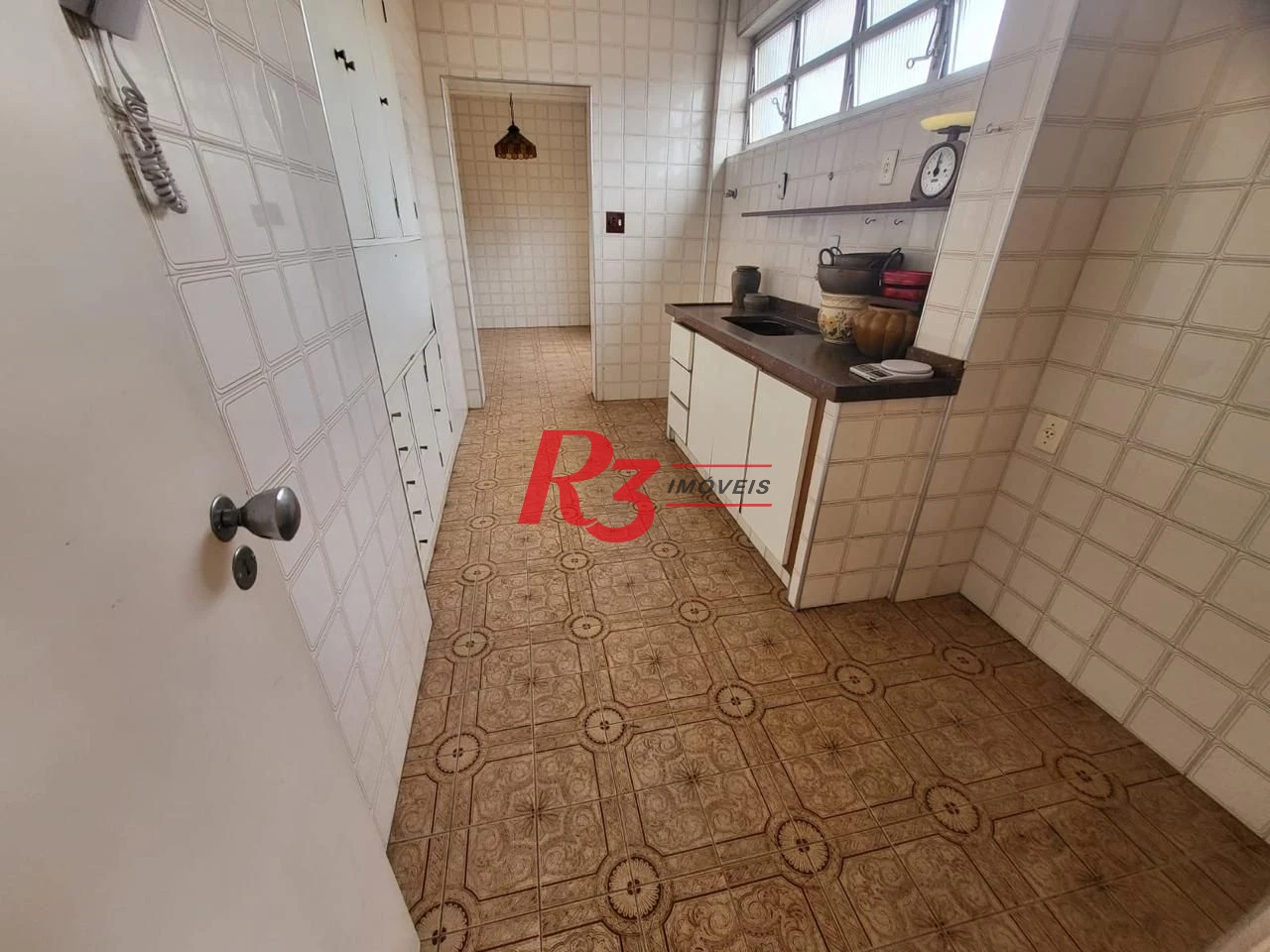 Apartamento com 4 dormitórios à venda, 224 m² por R$ 850.000,00 - Gonzaga - Santos/SP