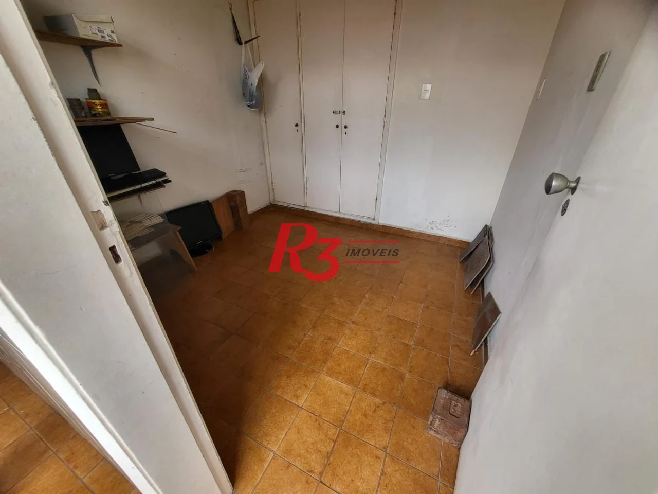 Apartamento com 4 dormitórios à venda, 224 m² por R$ 850.000,00 - Gonzaga - Santos/SP