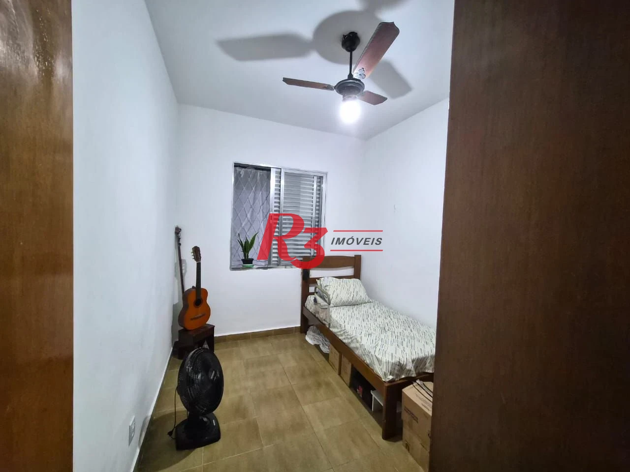 Apartamento com 2 dormitórios à venda, 63 m² por R$ 400.000,00 - Embaré - Santos/SP