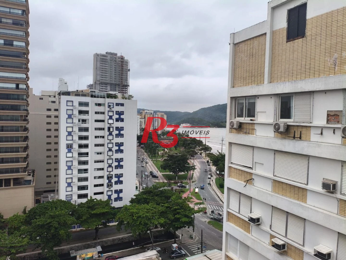 Apartamento com 3 dormitórios à venda, 165 m² por R$ 1.100.000,00 - Aparecida - Santos/SP