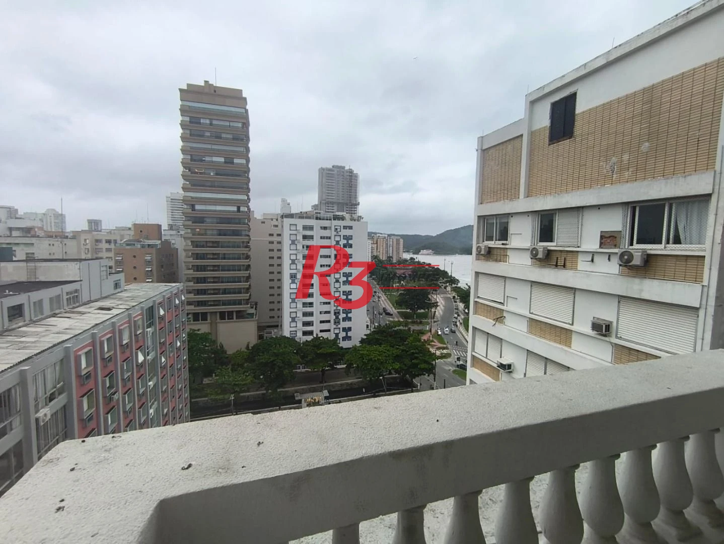 Apartamento com 3 dormitórios à venda, 165 m² por R$ 1.100.000,00 - Aparecida - Santos/SP