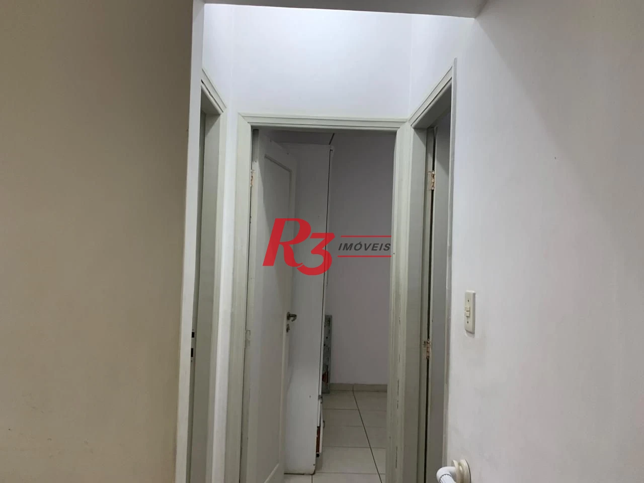 Apartamento com 2 dormitórios à venda, 70 m² por R$ 400.000,00 - Embaré - Santos/SP