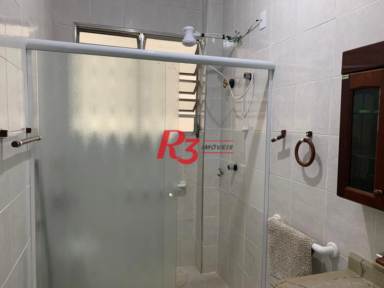 Apartamento com 2 dormitórios à venda, 70 m² por R$ 400.000,00 - Embaré - Santos/SP