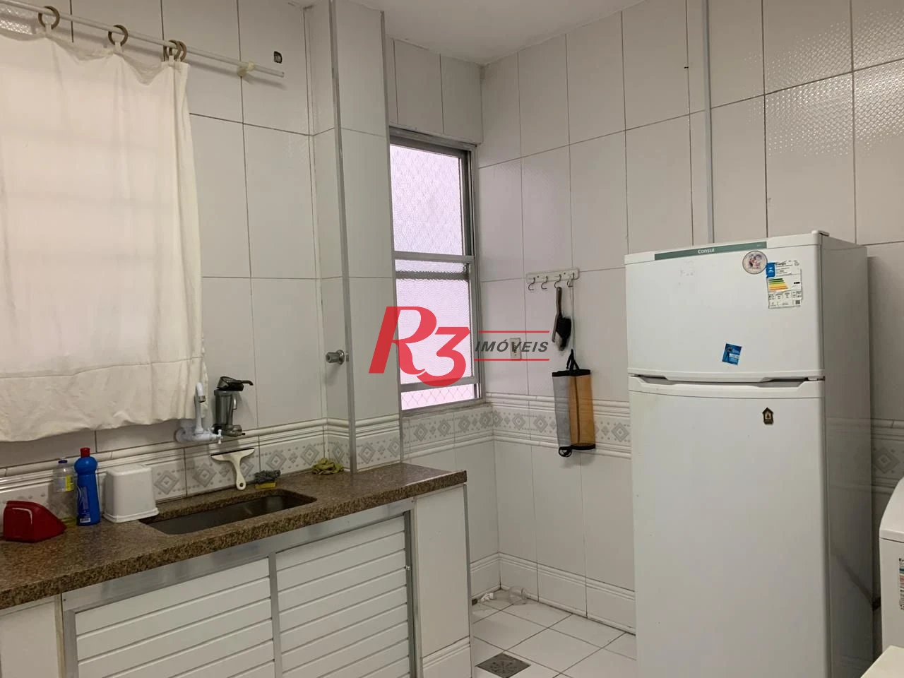 Apartamento com 2 dormitórios à venda, 70 m² por R$ 400.000,00 - Embaré - Santos/SP