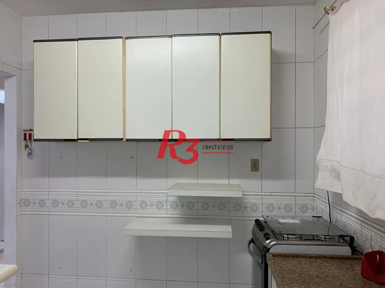 Apartamento com 2 dormitórios à venda, 70 m² por R$ 400.000,00 - Embaré - Santos/SP