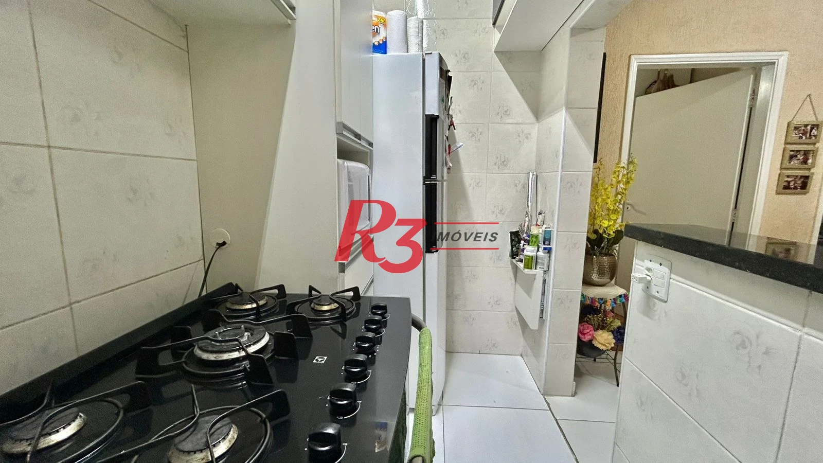 Apartamento com 2 dormitórios à venda, 47 m² - Gonzaga - Santos/SP