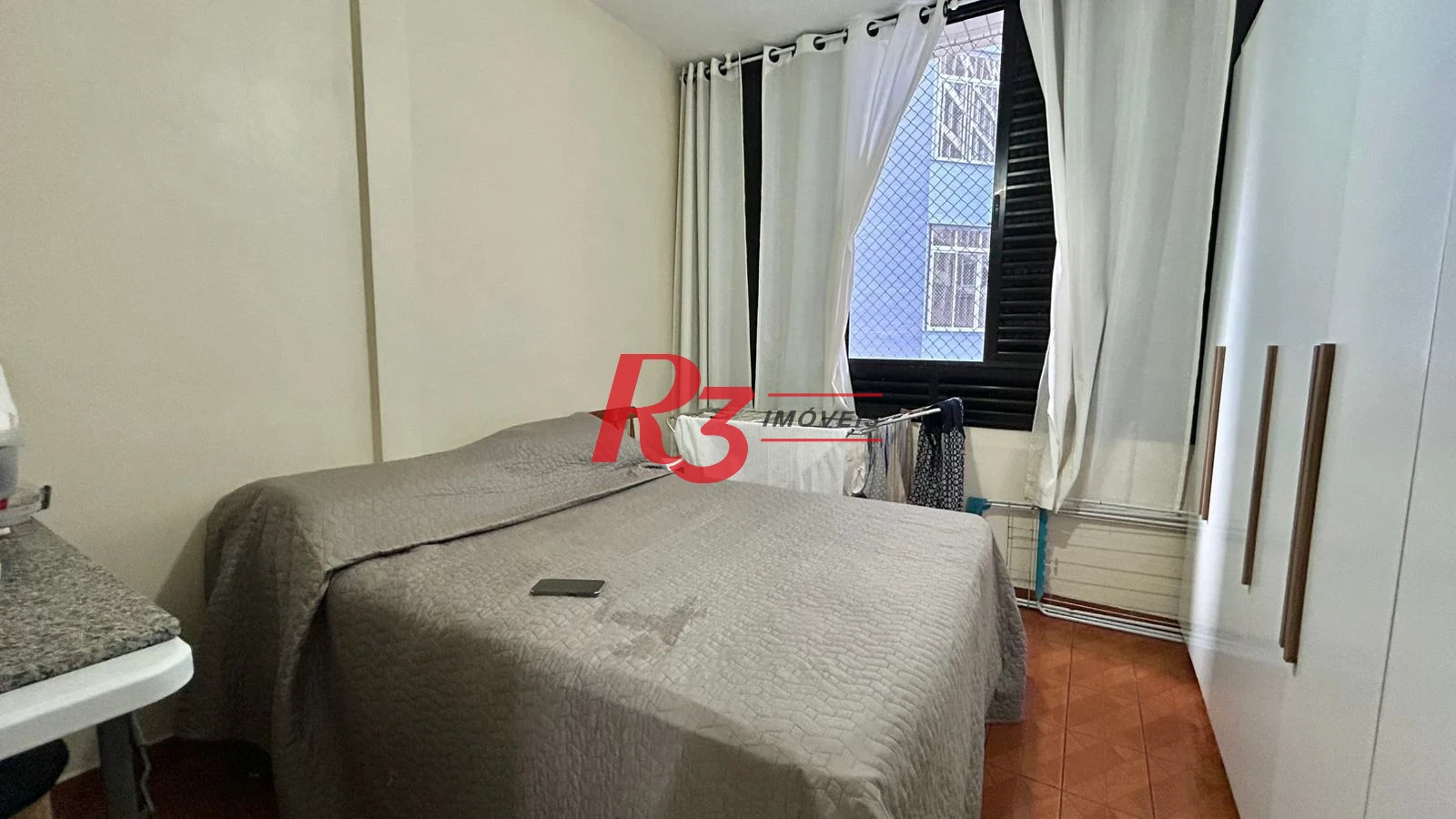 Apartamento com 2 dormitórios à venda, 47 m² - Gonzaga - Santos/SP