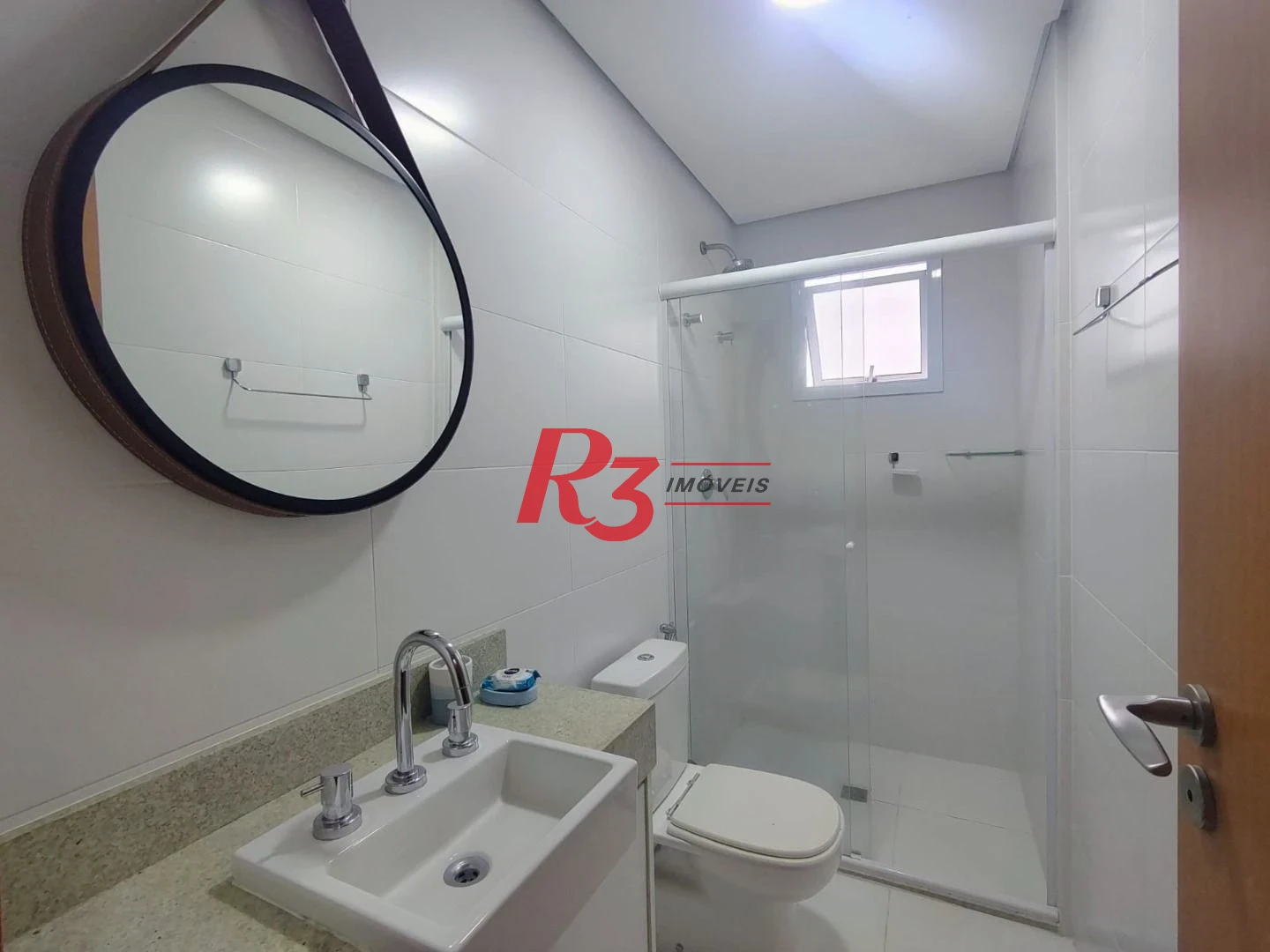 Apartamento com 2 dormitórios para alugar, 74 m² por R$ 7.000,02/mês - Gonzaga - Santos/SP