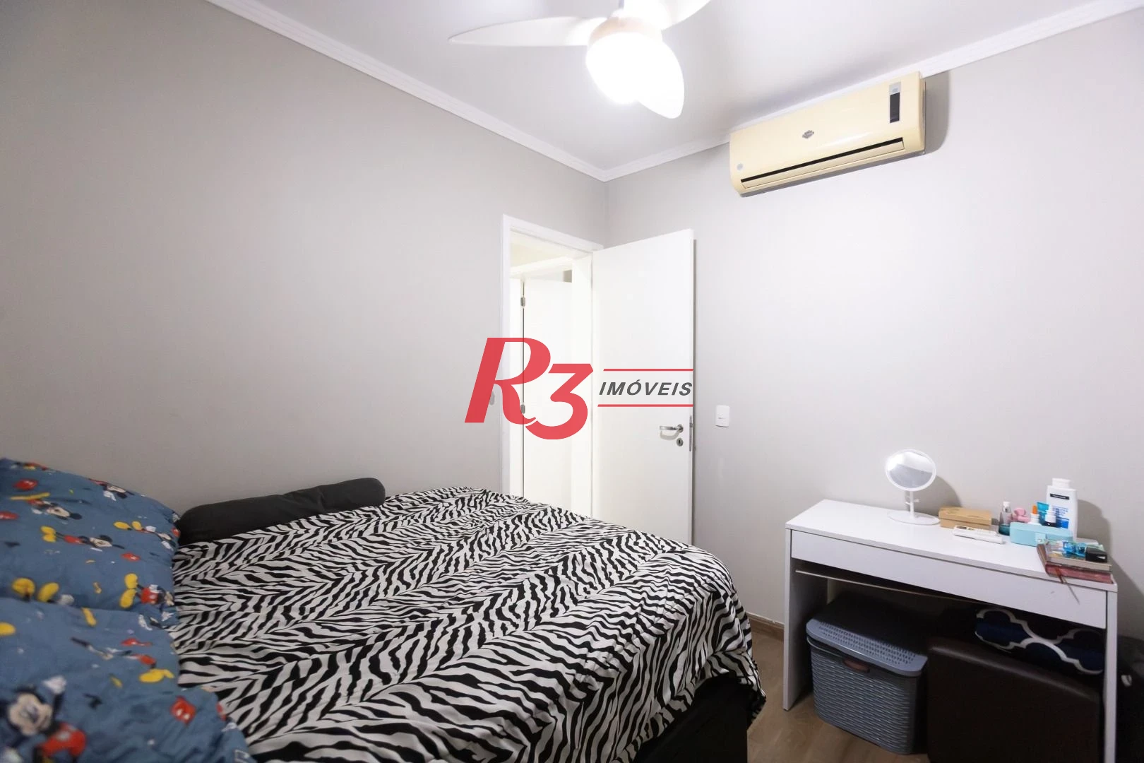 Apartamento com 3 dormitórios à venda, 96 m² por R$ 970.000,00 - Vila Belmiro - Santos/SP