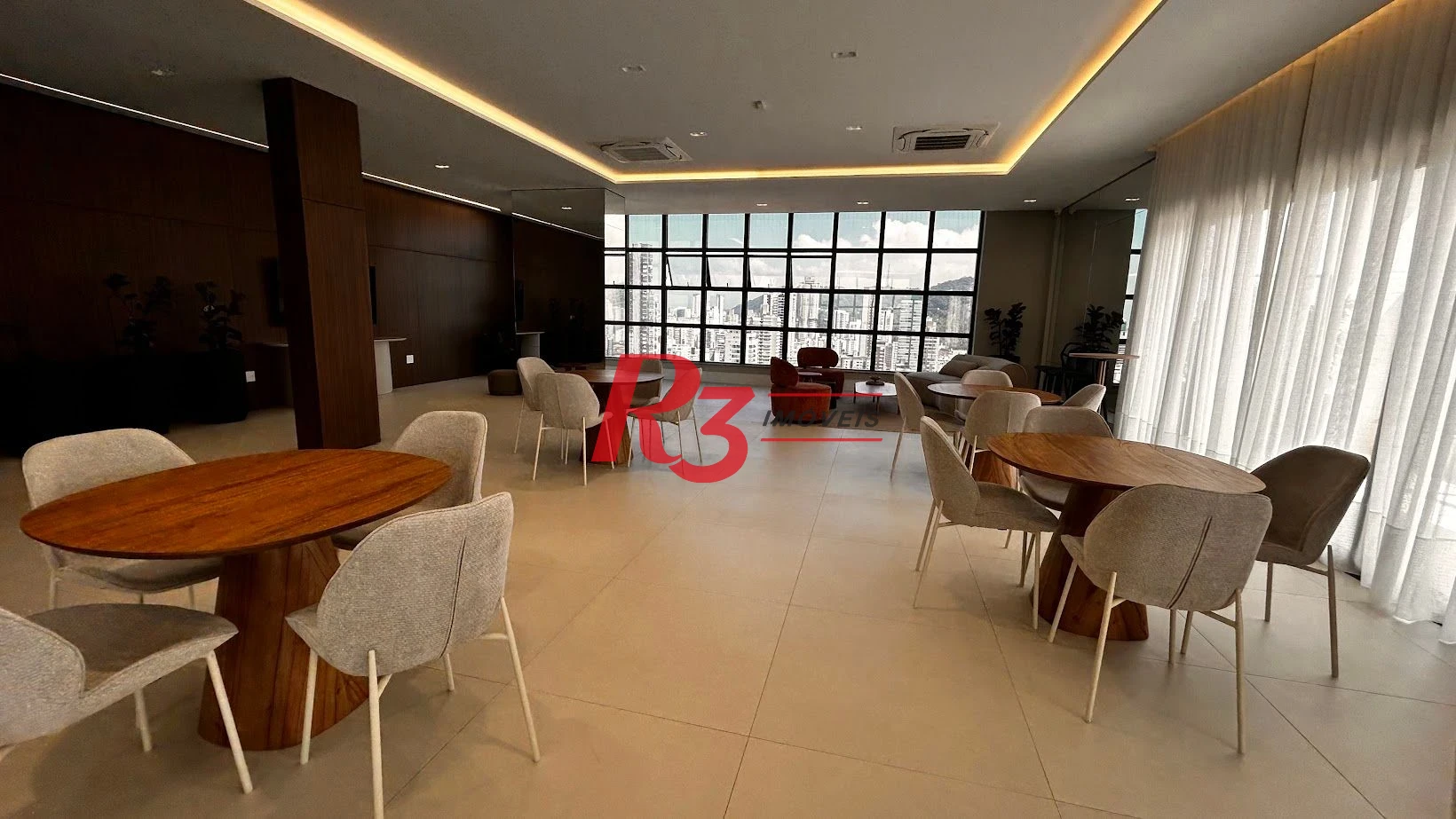 Apartamento com 2 dormitórios à venda, 84 m² por R$ 1.580.000,00 - Gonzaga - Santos/SP