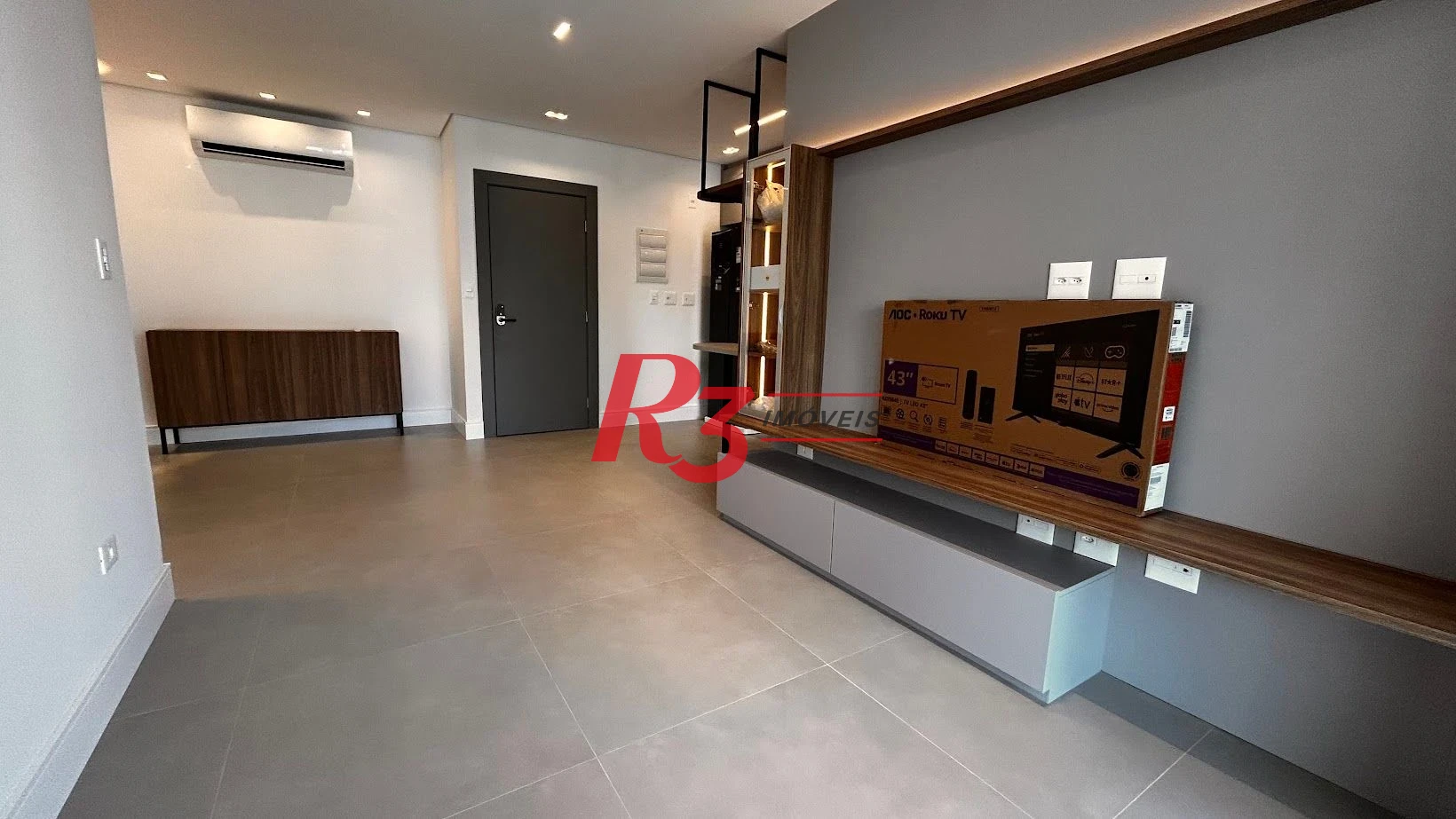 Apartamento com 2 dormitórios à venda, 84 m² por R$ 1.580.000,00 - Gonzaga - Santos/SP