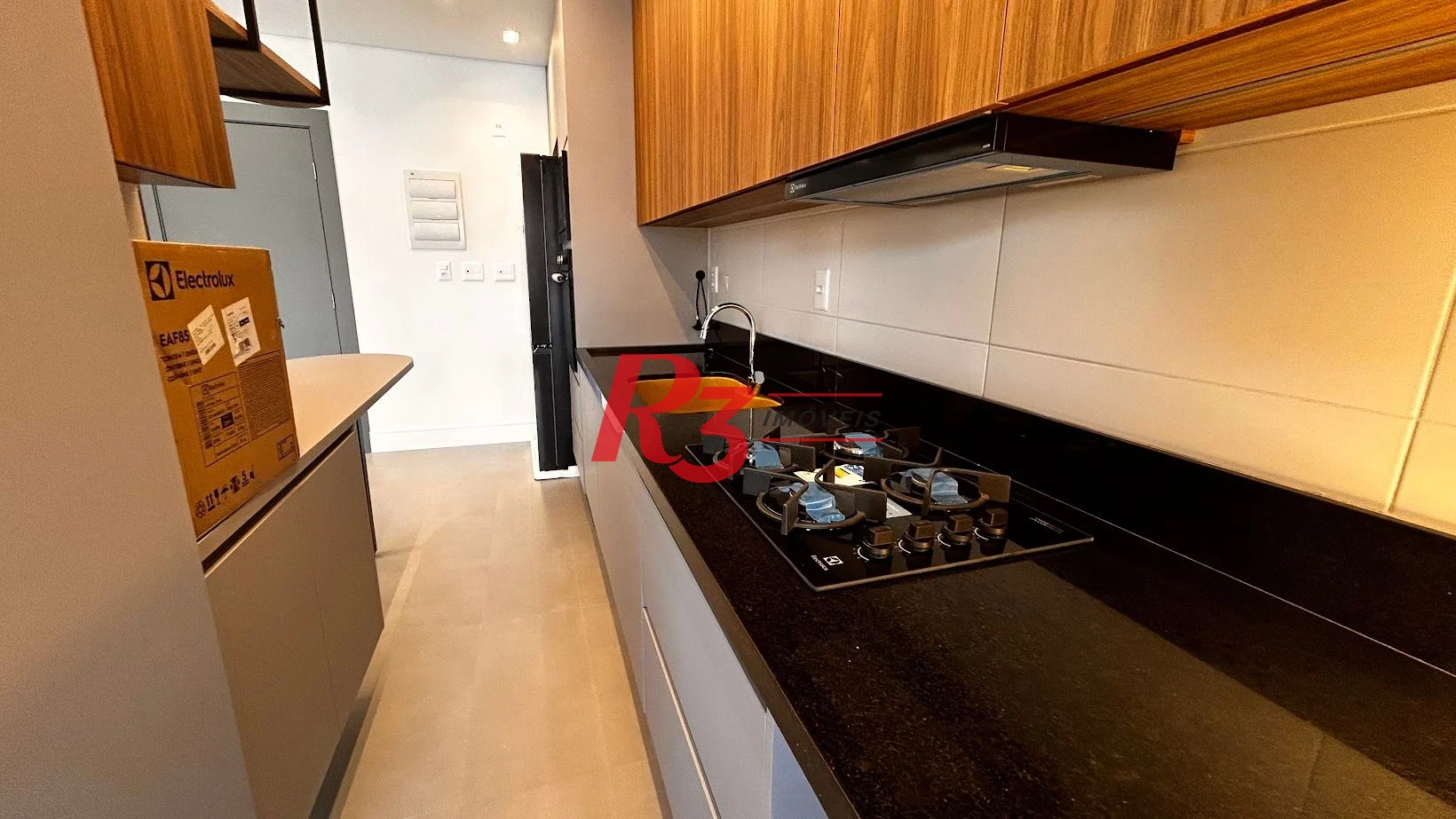 Apartamento com 2 dormitórios à venda, 84 m² por R$ 1.580.000,00 - Gonzaga - Santos/SP