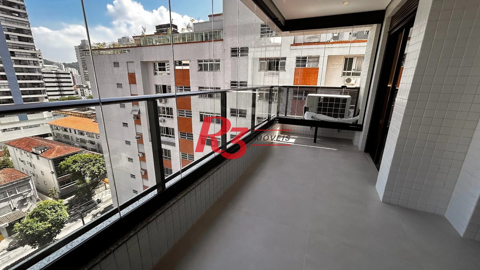Apartamento com 2 dormitórios à venda, 84 m² por R$ 1.580.000,00 - Gonzaga - Santos/SP