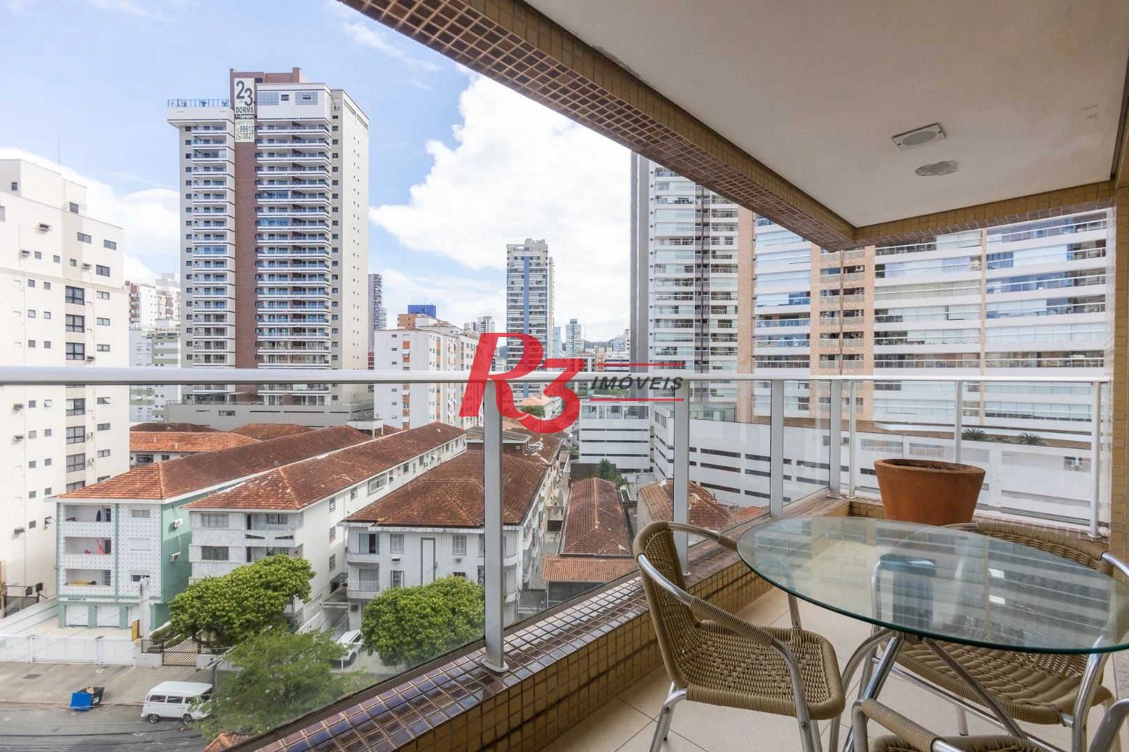 Apartamento para alugar, 117 m² por R$ 6.700,02/mês - Gonzaga - Santos/SP