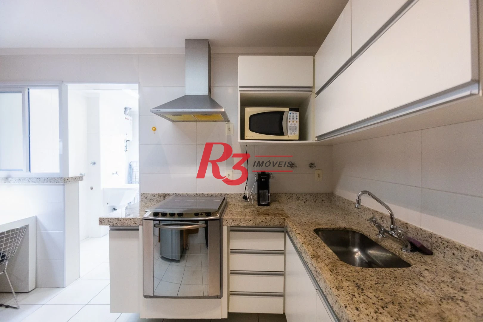 Apartamento para alugar, 117 m² por R$ 6.700,02/mês - Gonzaga - Santos/SP