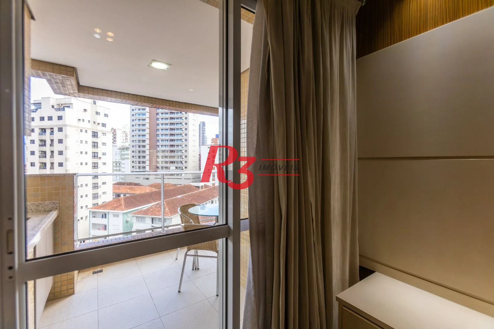 Apartamento para alugar, 117 m² por R$ 6.700,02/mês - Gonzaga - Santos/SP