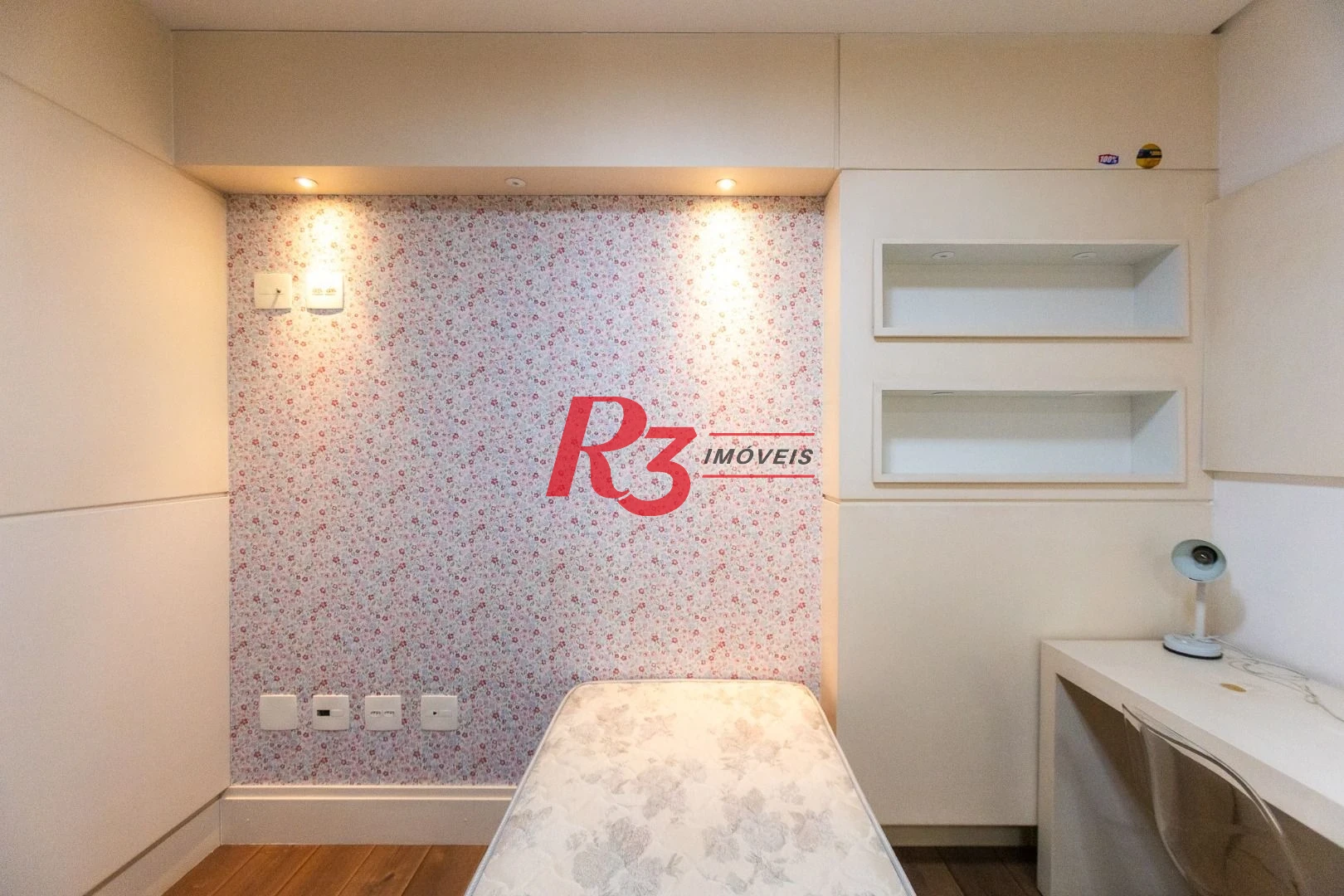 Apartamento para alugar, 117 m² por R$ 6.700,02/mês - Gonzaga - Santos/SP