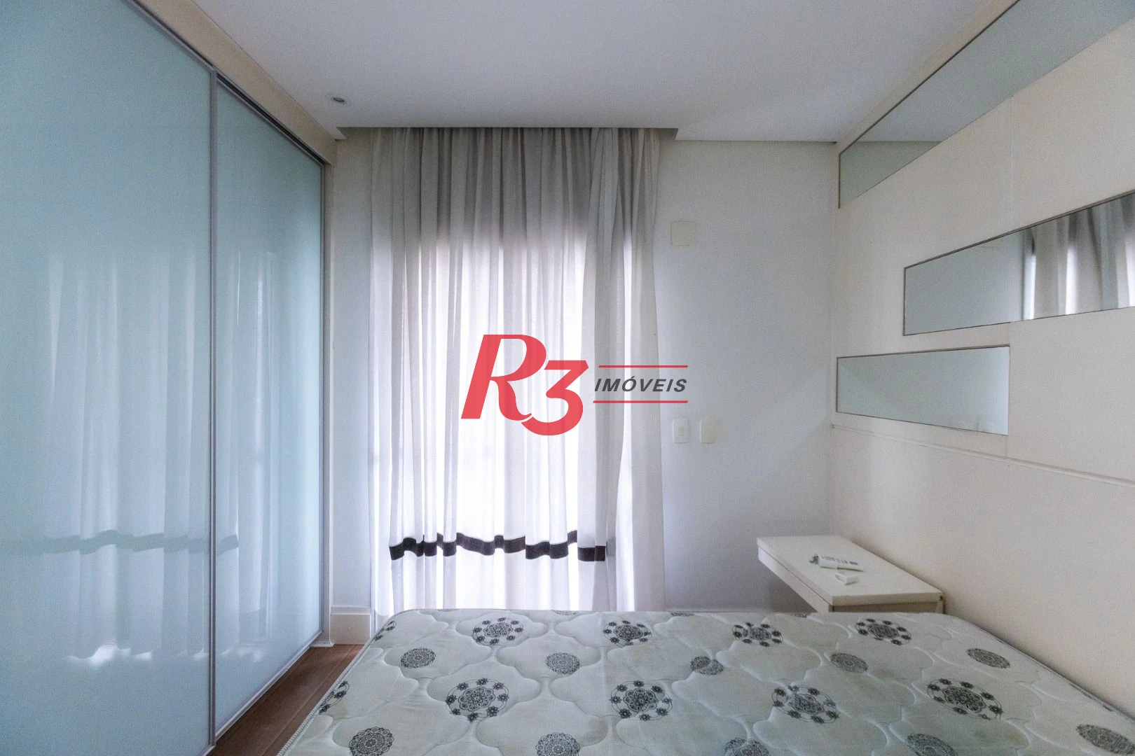 Apartamento para alugar, 117 m² por R$ 6.700,02/mês - Gonzaga - Santos/SP