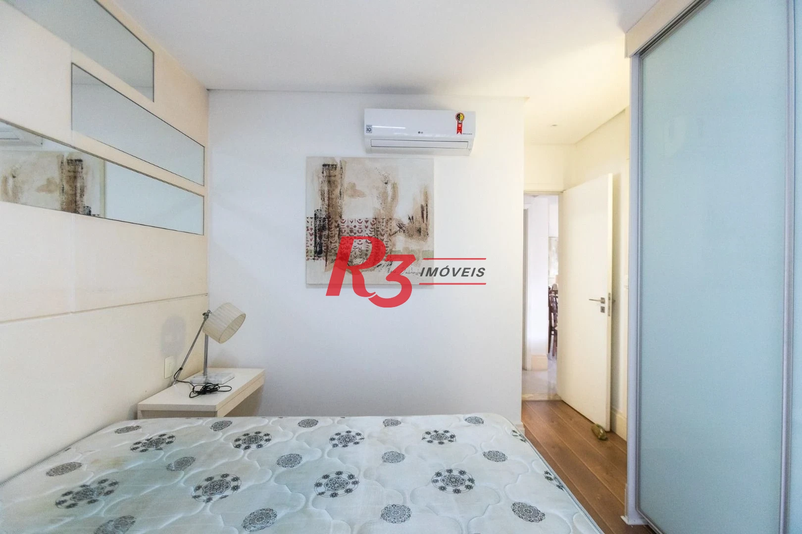 Apartamento para alugar, 117 m² por R$ 6.700,02/mês - Gonzaga - Santos/SP