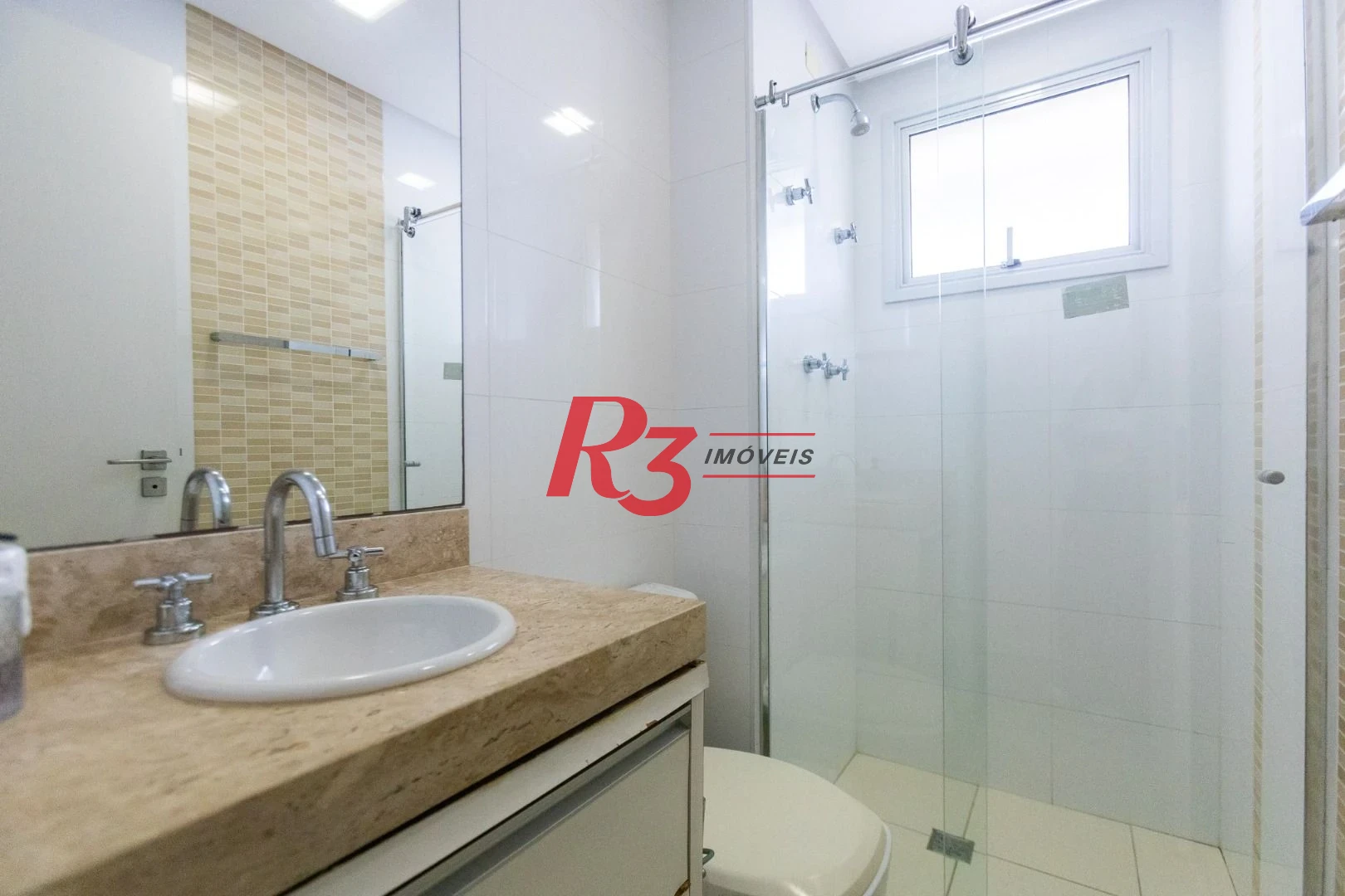 Apartamento para alugar, 117 m² por R$ 6.700,02/mês - Gonzaga - Santos/SP