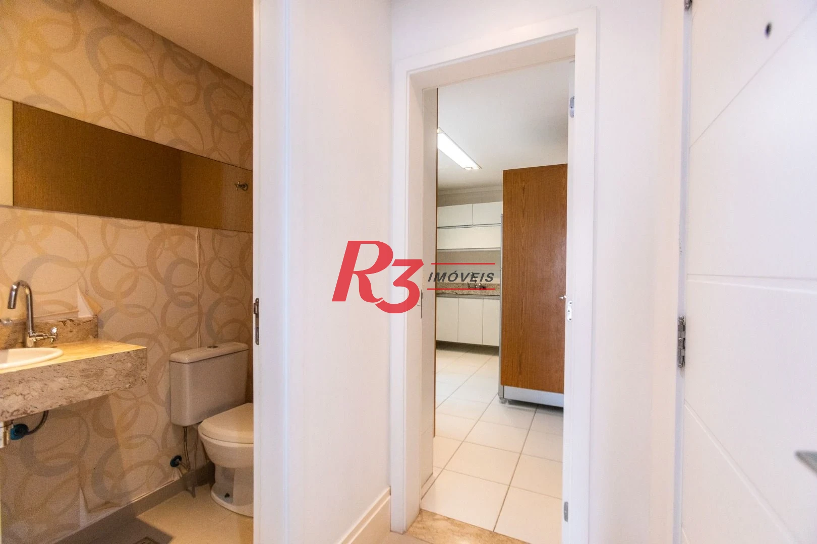 Apartamento para alugar, 117 m² por R$ 6.700,02/mês - Gonzaga - Santos/SP
