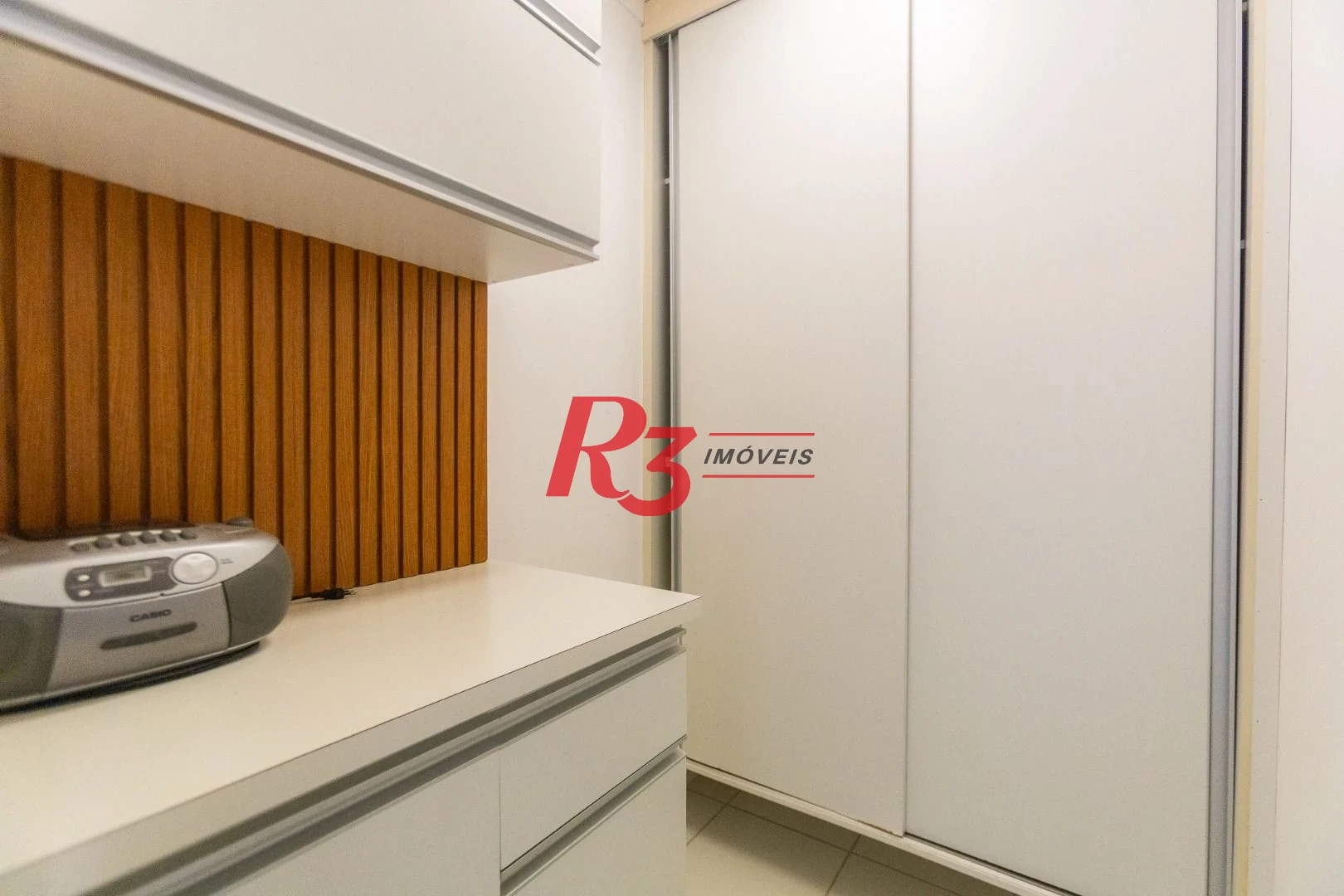 Apartamento para alugar, 117 m² por R$ 6.700,02/mês - Gonzaga - Santos/SP