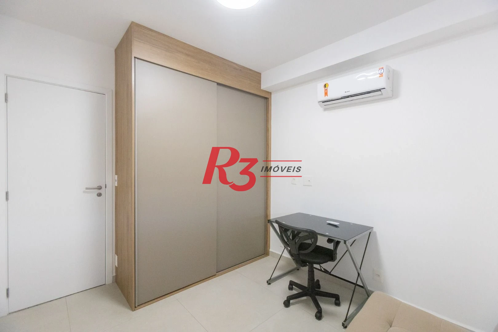 Apartamento com 2 dormitórios para alugar, 90 m² por R$ 5.354,42/mês - Marapé - Santos/SP