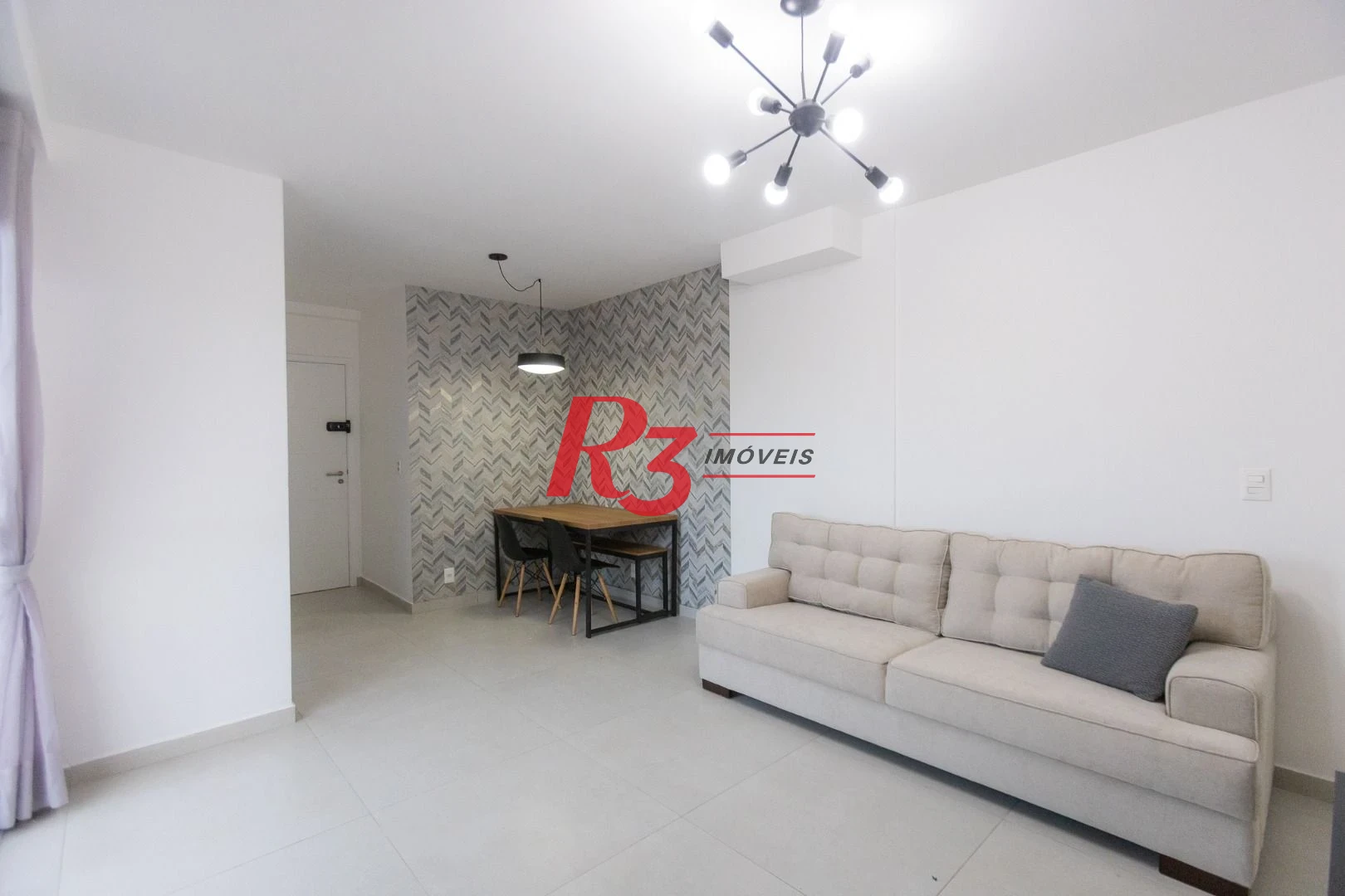 Apartamento com 2 dormitórios para alugar, 90 m² por R$ 5.354,42/mês - Marapé - Santos/SP