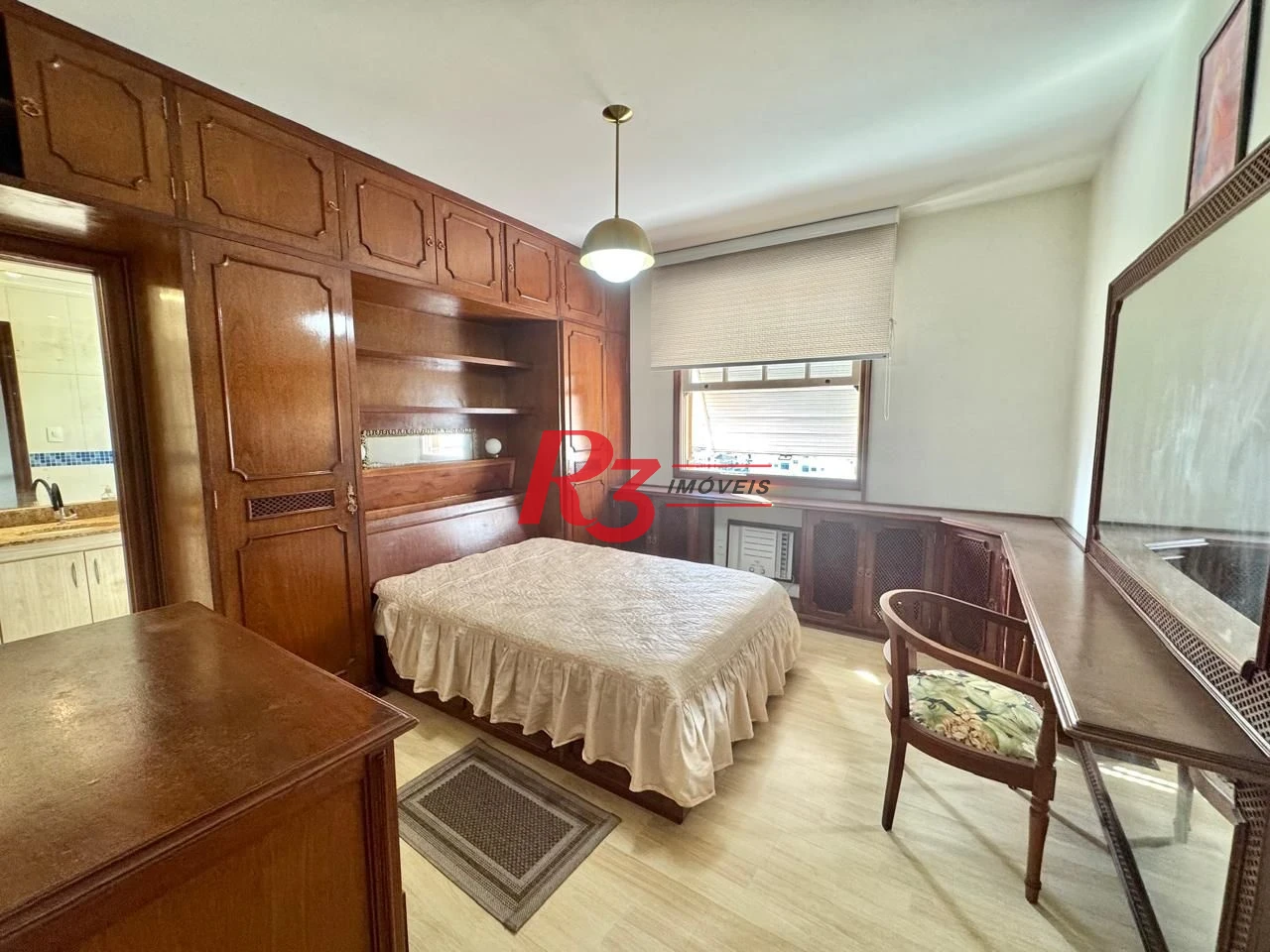 Apartamento com 3 dormitórios à venda, 142 m² por R$ 1.100.000,00 - Boqueirão - Santos/SP