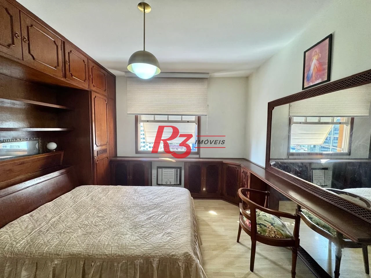 Apartamento com 3 dormitórios à venda, 142 m² por R$ 1.100.000,00 - Boqueirão - Santos/SP