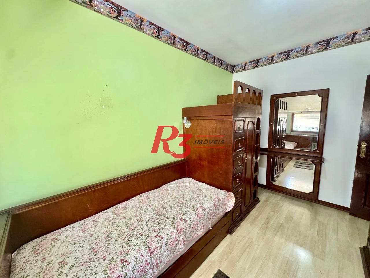 Apartamento com 3 dormitórios à venda, 142 m² por R$ 1.100.000,00 - Boqueirão - Santos/SP