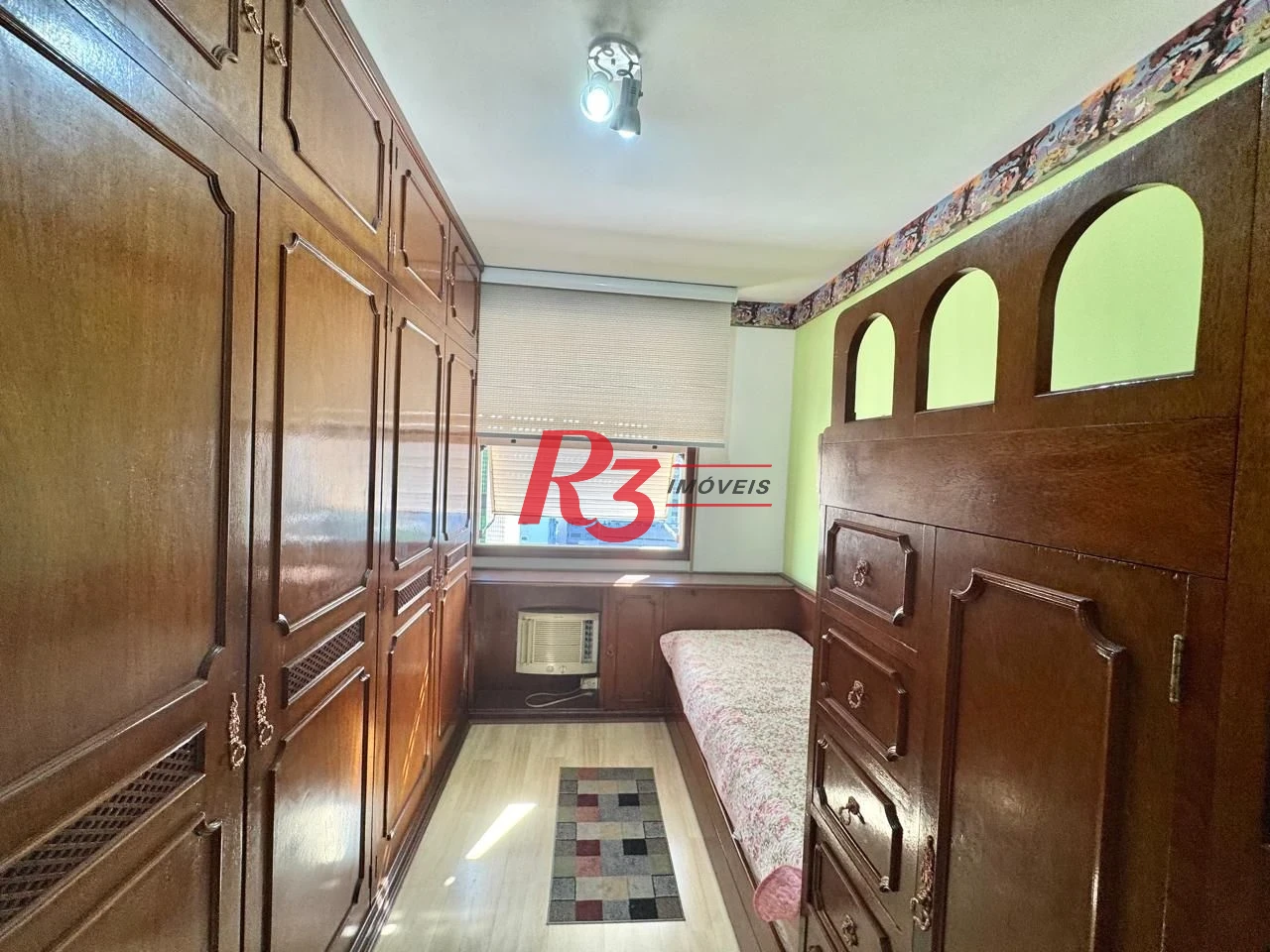 Apartamento com 3 dormitórios à venda, 142 m² por R$ 1.100.000,00 - Boqueirão - Santos/SP