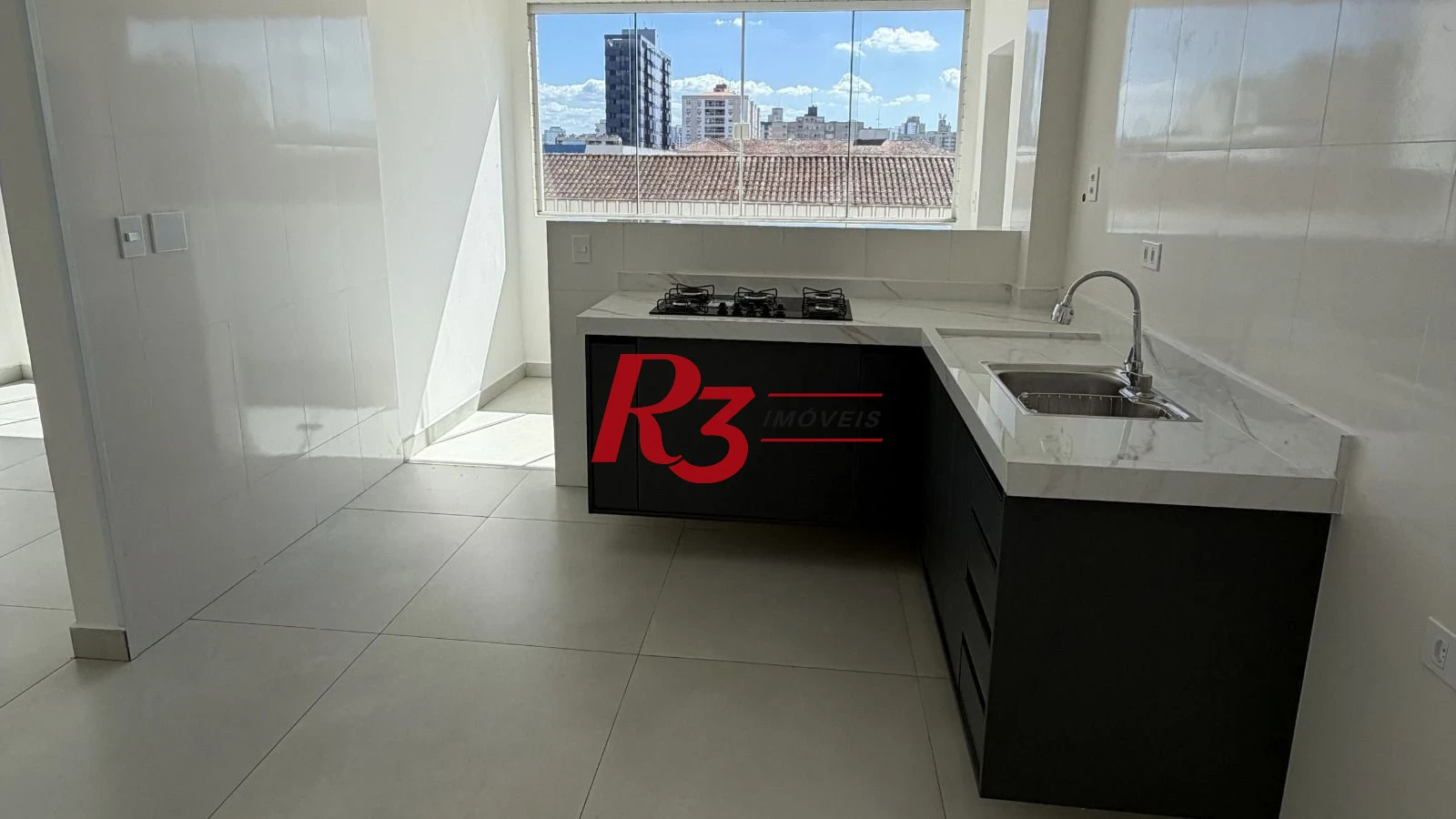 Apartamento à venda, 80 m² por R$ 595.000,00 - Embaré - Santos/SP
