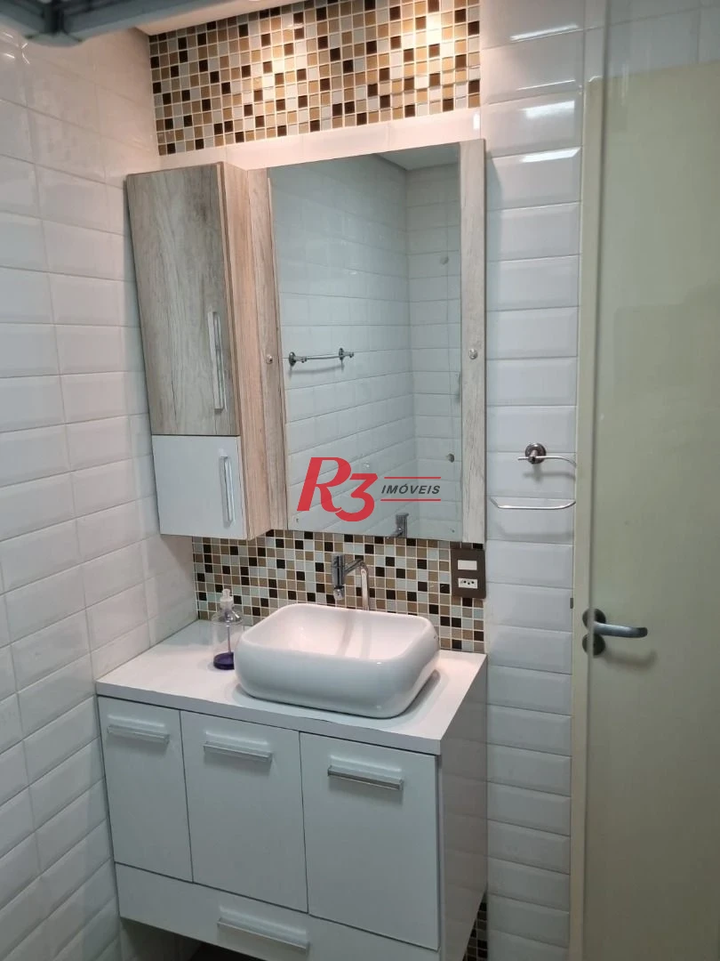 Apartamento com 1 dormitório para alugar, 60 m² por R$ 3.700,00/mês - Pompéia - Santos/SP