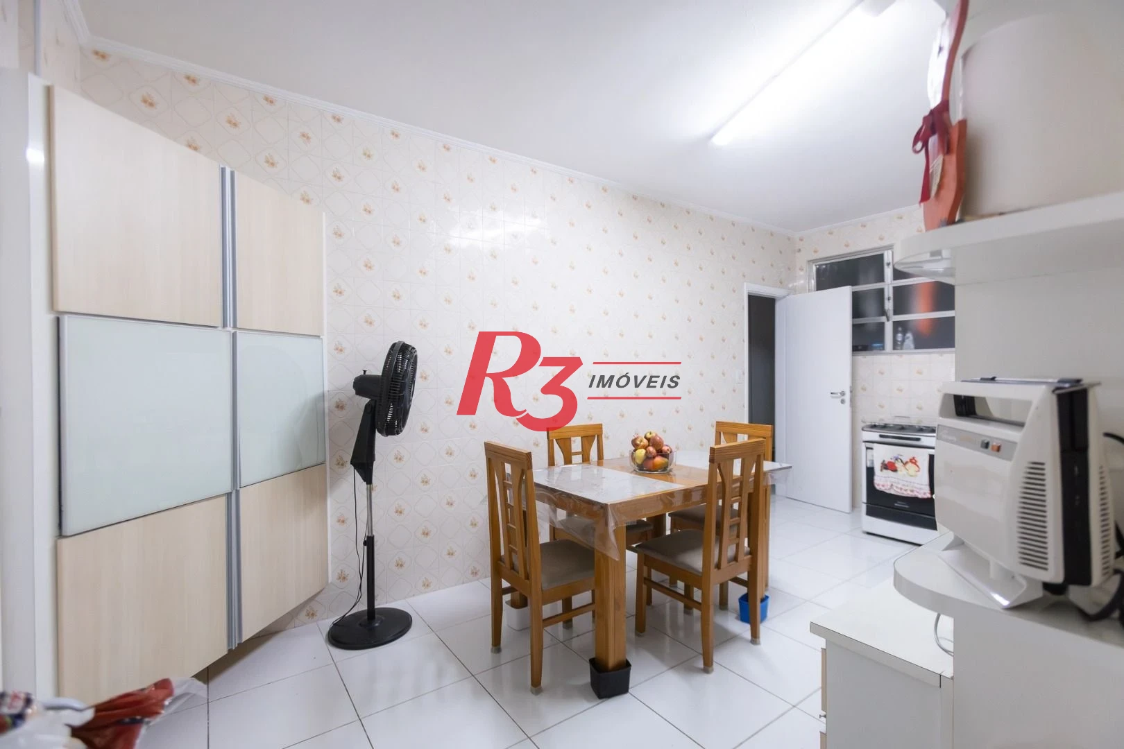 Apartamento com 2 dormitórios à venda, 101 m² por R$ 648.000,00 - Ponta da Praia - Santos/SP