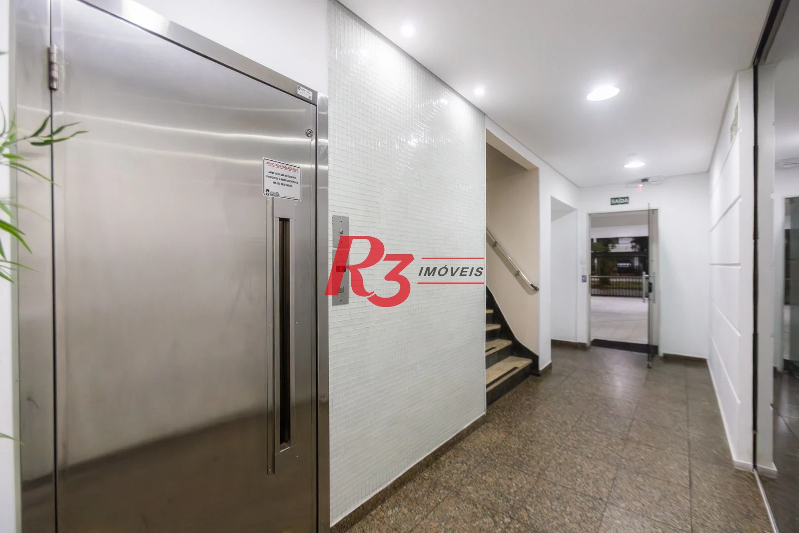 Apartamento com 2 dormitórios à venda, 101 m² por R$ 648.000,00 - Ponta da Praia - Santos/SP