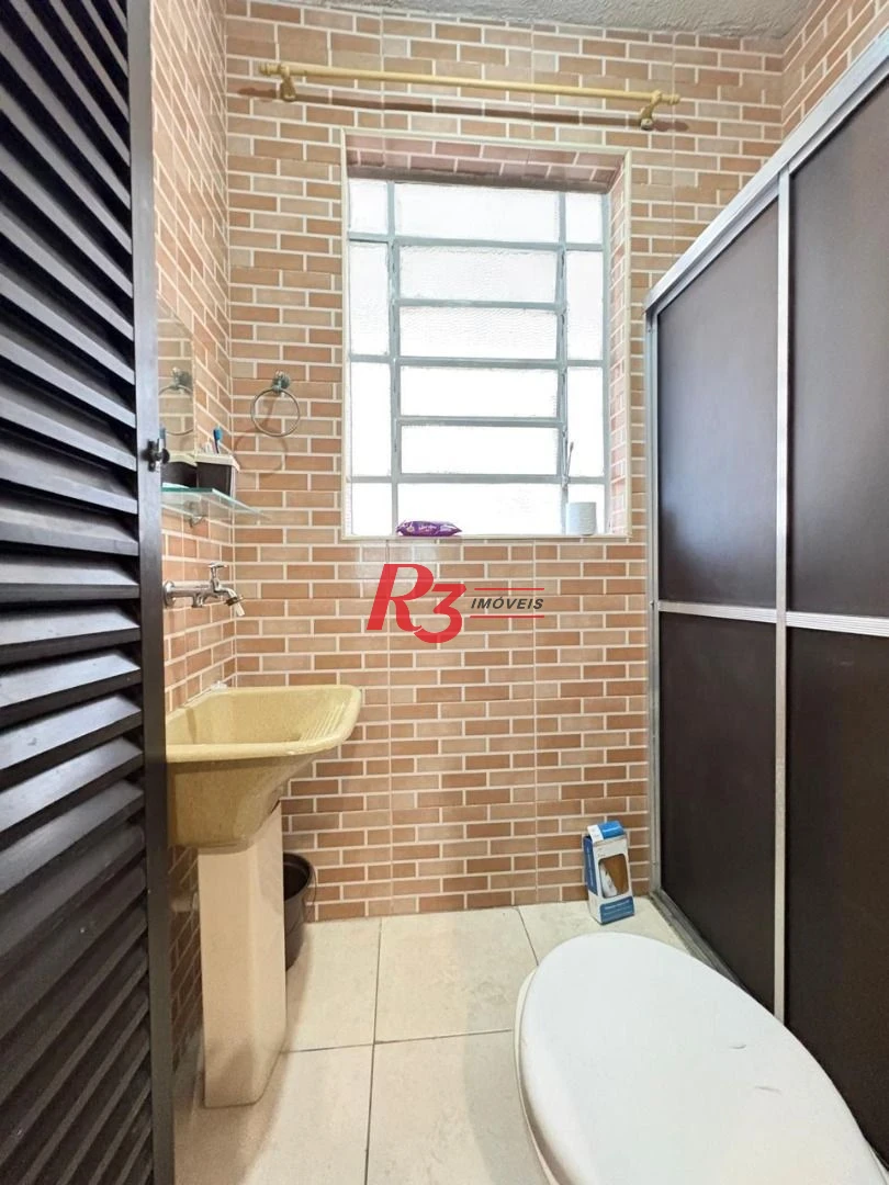 Kitnet à venda, 32 m² por R$ 300.000,00 - Embaré - Santos/SP
