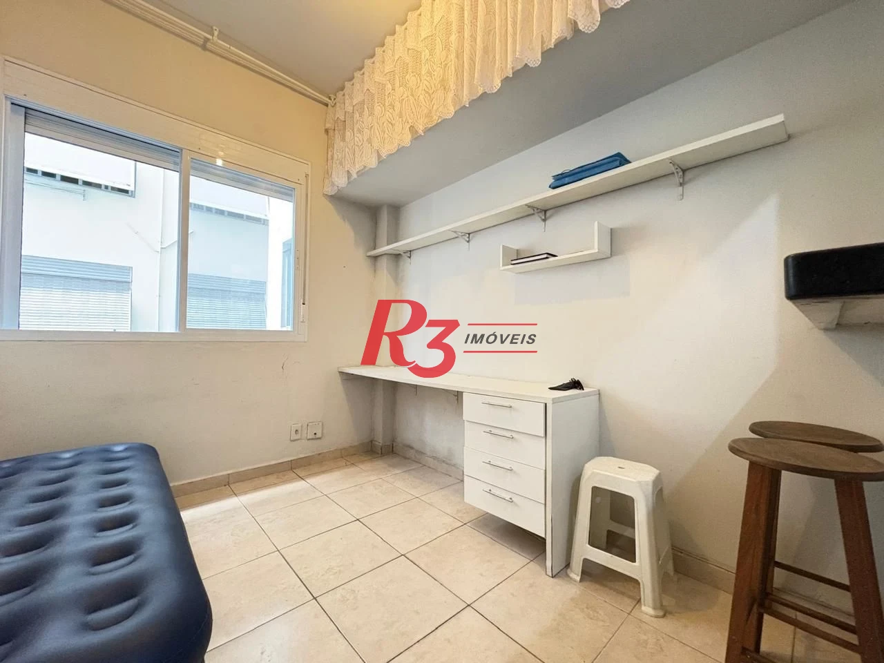 Kitnet à venda, 32 m² por R$ 300.000,00 - Embaré - Santos/SP