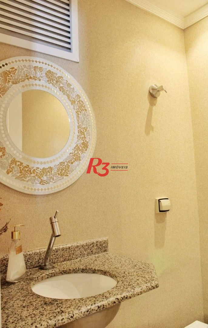 Apartamento com 4 suítes à venda, 200 m² por R$ 3.000.000,00 - Gonzaga - Santos/SP