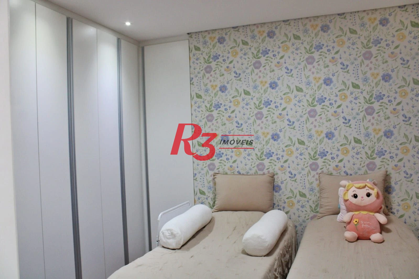 Apartamento com 4 suítes à venda, 200 m² por R$ 3.000.000,00 - Gonzaga - Santos/SP