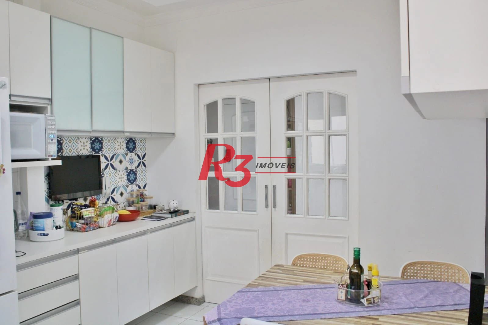 Apartamento com 4 suítes à venda, 200 m² por R$ 3.000.000,00 - Gonzaga - Santos/SP