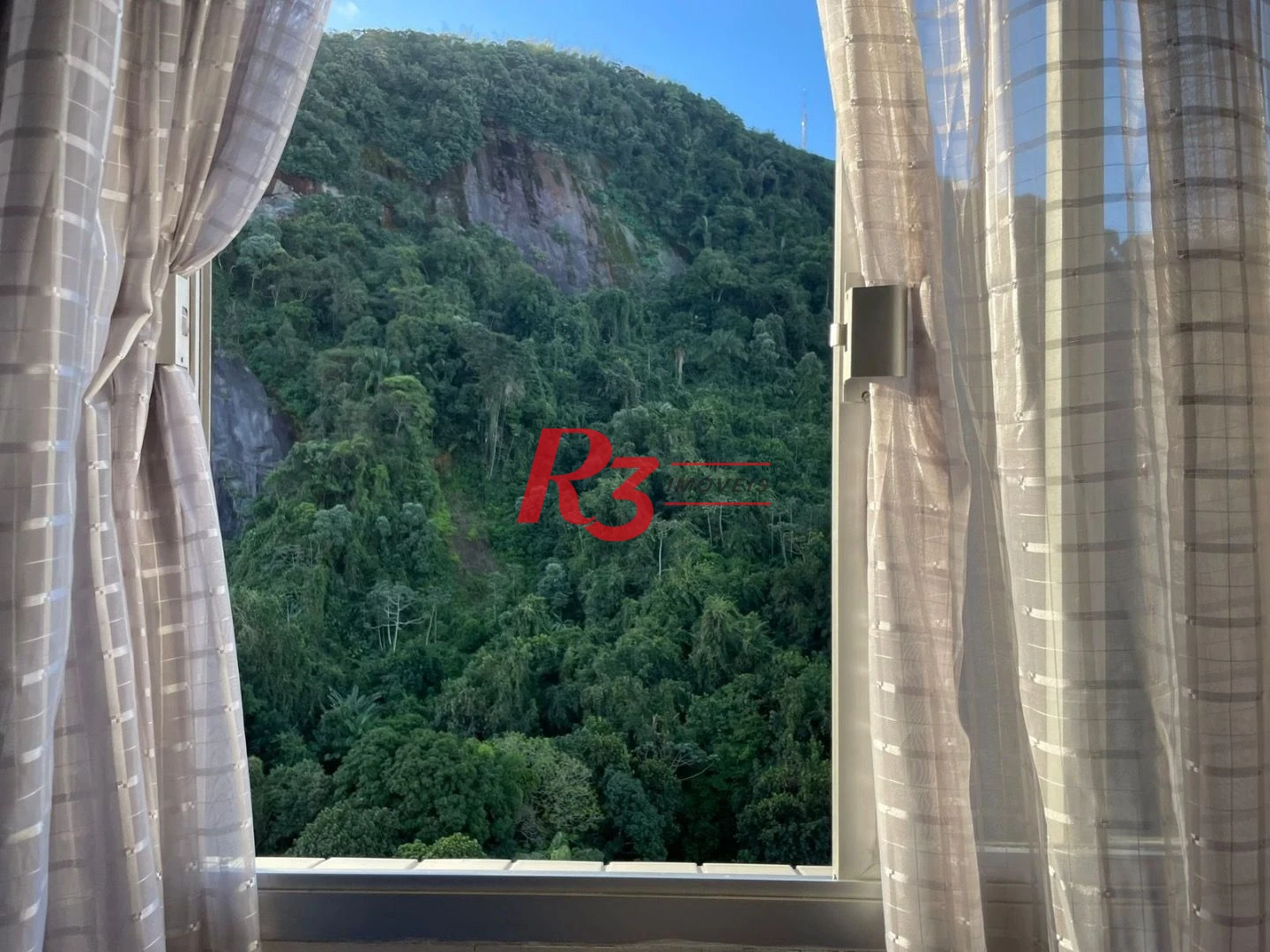 Kitnet com 1 dormitório à venda, 30 m² por R$ 260.000,00 - Itararé - São Vicente/SP