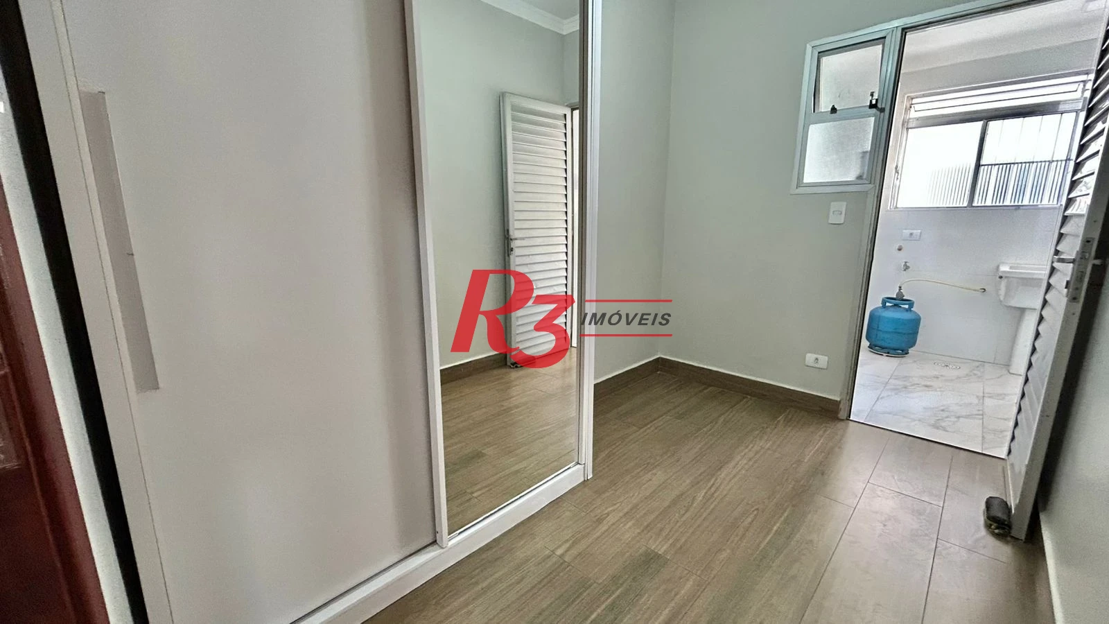 Apartamento, 89 m² - venda por R$ 670.000,00 ou aluguel por R$ 5.240,00/mês - Barra Funda - Guarujá/SP