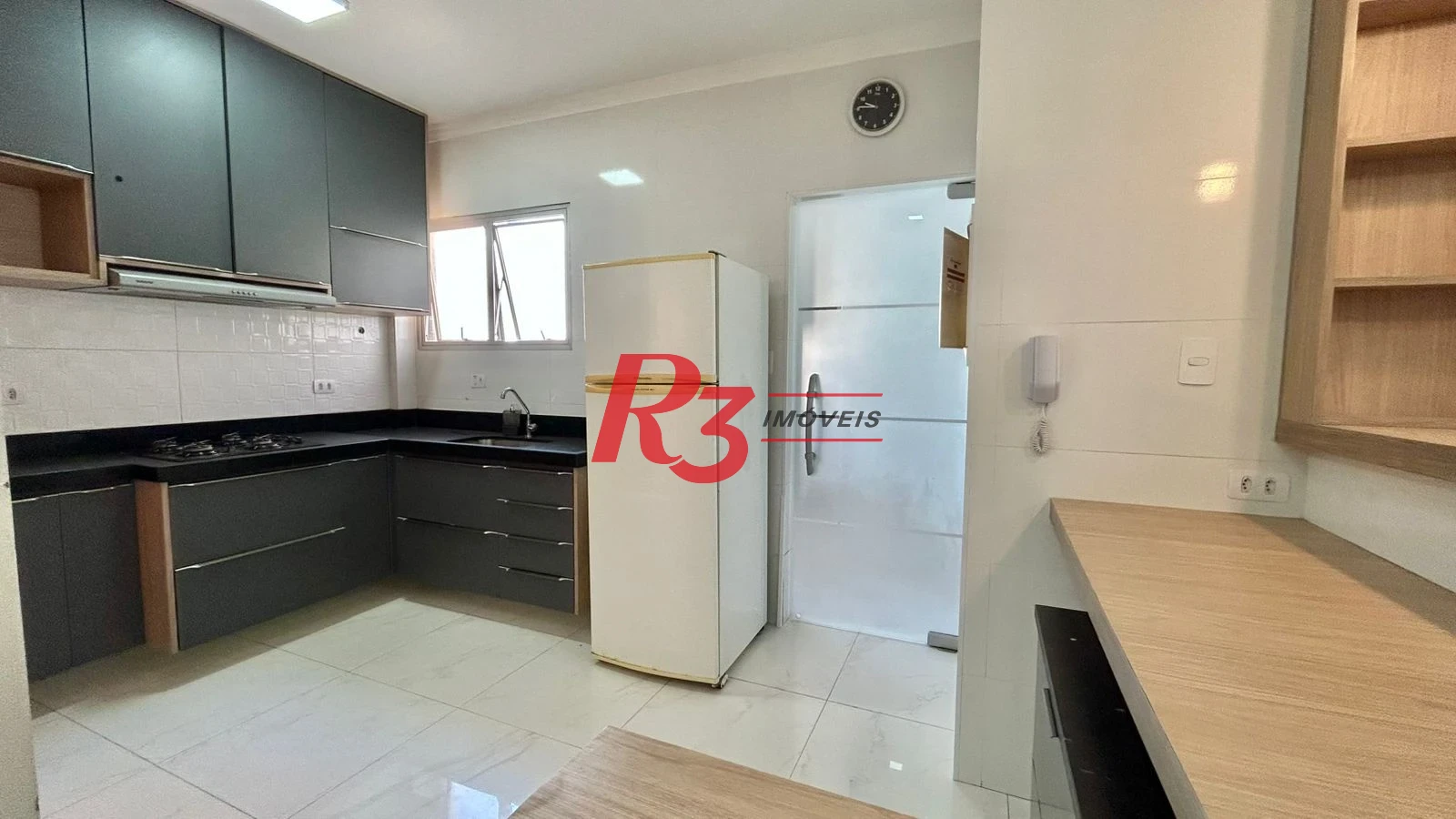 Apartamento, 89 m² - venda por R$ 670.000,00 ou aluguel por R$ 5.240,00/mês - Barra Funda - Guarujá/SP
