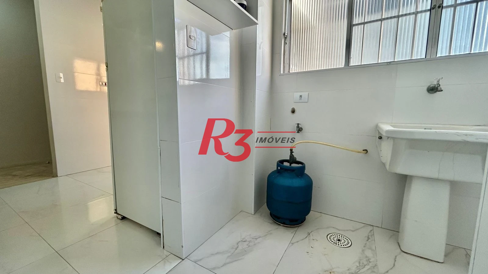 Apartamento, 89 m² - venda por R$ 670.000,00 ou aluguel por R$ 5.240,00/mês - Barra Funda - Guarujá/SP