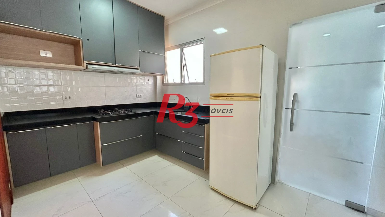 Apartamento, 89 m² - venda por R$ 670.000,00 ou aluguel por R$ 5.240,00/mês - Barra Funda - Guarujá/SP