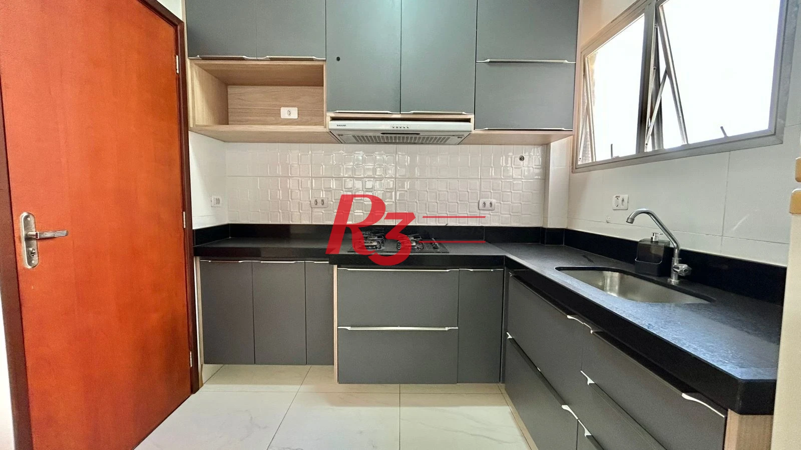 Apartamento, 89 m² - venda por R$ 670.000,00 ou aluguel por R$ 5.240,00/mês - Barra Funda - Guarujá/SP