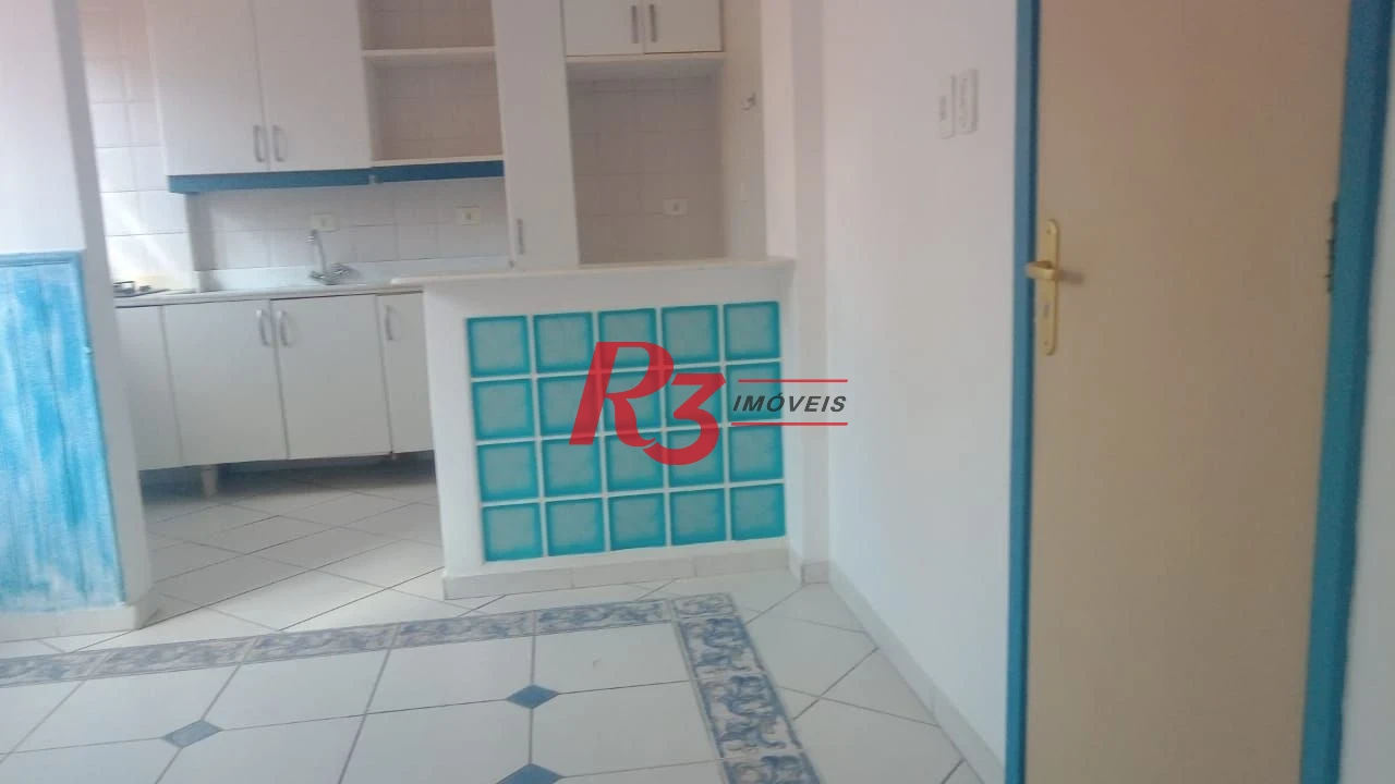 Apartamento com 2 dormitórios à venda, 82 m² por R$ 470.000,00 - Gonzaga - Santos/SP