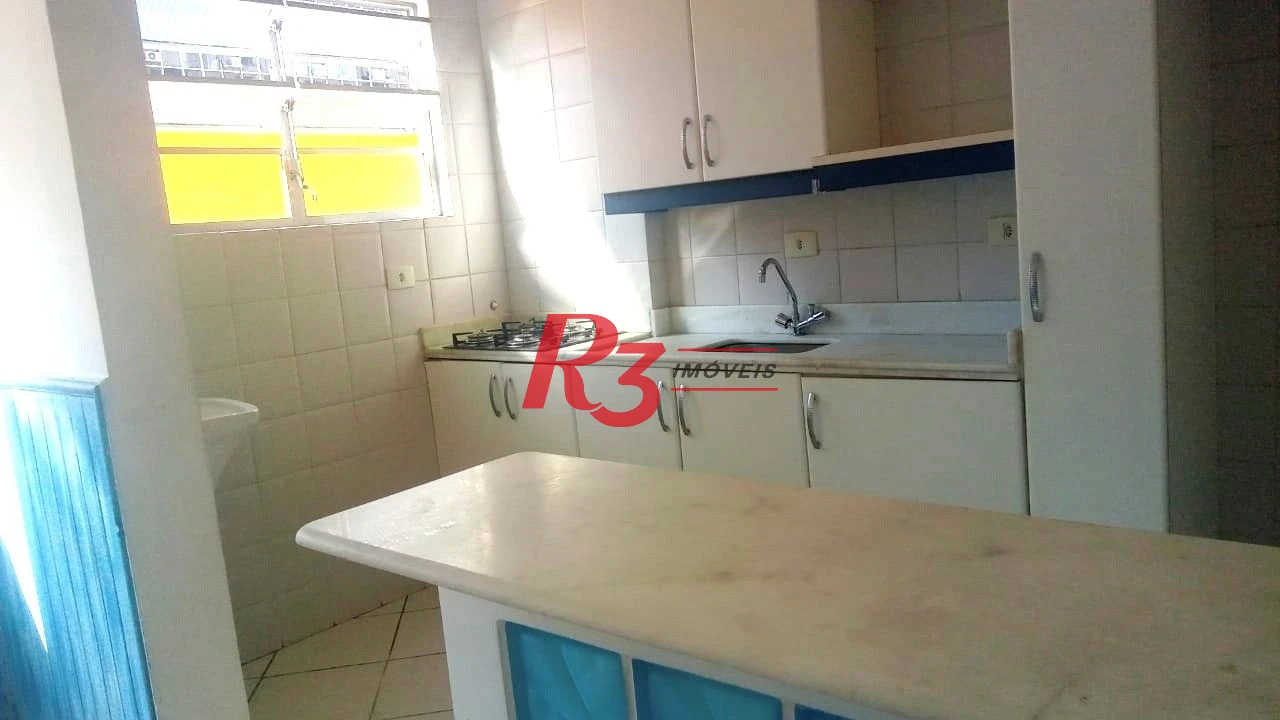 Apartamento com 2 dormitórios à venda, 82 m² por R$ 470.000,00 - Gonzaga - Santos/SP