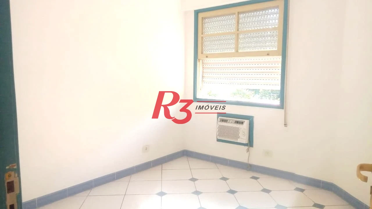 Apartamento com 2 dormitórios à venda, 82 m² por R$ 470.000,00 - Gonzaga - Santos/SP